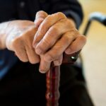 Άφησε τον σύζυγό της 19 ώρες στην τουαλέτα: Έπασχε από άνοια και τελικά κατέληξε
