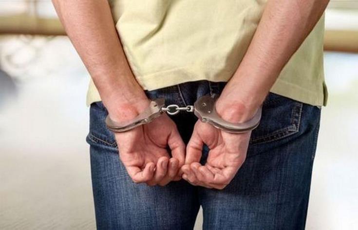 Σύλληψη ενός 27χρονου άνδρα για παιδική πορνογραφία պահ αποθήκευση φυτών κάνναβης