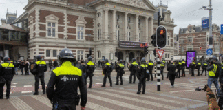 Τραγικό έγκλημα στην Ολλανδία: Έπνιξαν την αδερφή τους σε βάλτο επειδή «ντρόπιαζε» την οικογένεια – Ο πατέρας έδωσε την εντολή