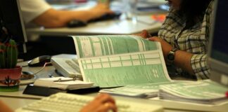 Παρατείνεται μέχρι 30 Νοεμβρίου η προθεσμία υποβολής ετήσιας δήλωσης φόρου