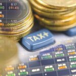 Διευκρινίσεις και πιθανές αλλαγές στη φορολoγική μεταρρύθμιση παρουσίασε στη Βουλή ο Έφορος