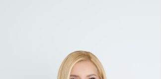 Εμμηνόπαυση: Η φάση της ζωής που δεν πρέπει να μένει αόρατη