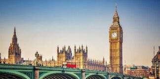 Γκάφα στο Λονδίνο: Διέρρευσε πρόωρα ο προϋπολογισμός