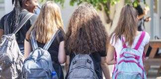 Ταλαιπωρήθηκαν 42,000 μαθητές από τη στάση εργασίας καθηγητών – Μόλις το 5% προσήλθε στις 11:00