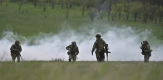 Τουλάχιστον 14 τραυματίες σε ρωσική επίθεση στο Κίεβο