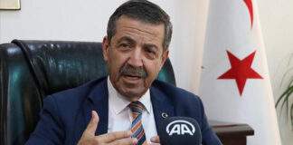 Συνάντηση Ερτουγρούλογλου με τον ΓΓ του Οργανισμού Τουρκικών Κρατών στη Νέα Υόρκη