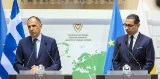 Τις τρέχουσες εξελίξεις στην περιοχή συζήτησαν τηλεφωνικά Κόμπος-Γεραπετρίτης