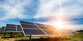 ΑΗΚ: Πρωτοφανής αύξηση αιτήσεων για εγκατάσταση φωτοβολταϊκών συστημάτων