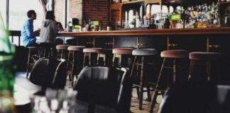 Εορταστική… παράταση: Τα κέντρα αναψυχής ανοικτά έως τα ξημερώματα