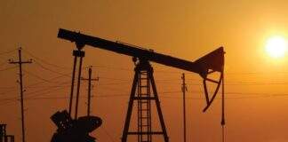 Οι τιμές του πετρελαίου υποχωρούν μετά τις δηλώσεις Τραμπ για το Ιράν