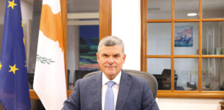 Την ηλεκτρική διασύνδεση Ελλάδας-Κύπρου θα συζητήσει ο Παπαναστασίου στις Βρυξέλλες