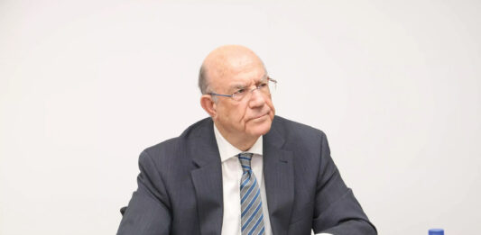 Keraunos keravnos makis