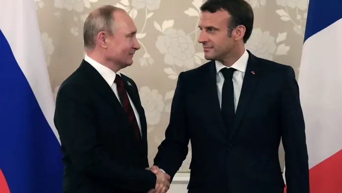 Macron Putin