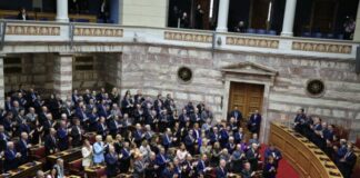 Βουλή: Πέρασε με 159 ψήφους η τροπολογία για το Μνημείο του Αγνώστου Στρατιώτη Vouli 5 696x464