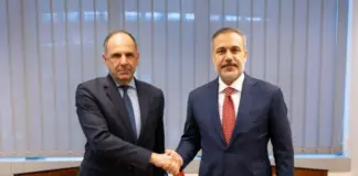 Τηλεφωνική επικοινωνία Γεραπετρίτη-Φιντάν για διμερή και περιφερειακά θέματα Gerapetritis fintan