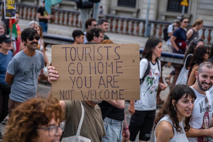 Touristsgohome