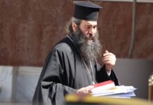 Επιστολή Τυχικού προς Ιερά Σύνοδο: Ζητά διευκρινίσεις για την κλήση του και άδεια να ιερουργεί Tyxikos