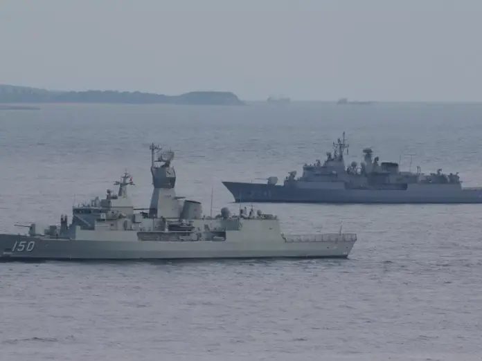 Turkish ships ap photo lefteris pitarakis 849949.jpg