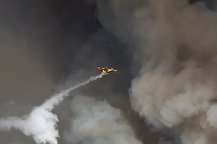Canadair1 1920x1281