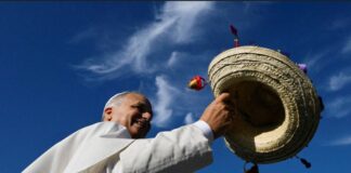 Πάπας: Η πλήρης ενότητα δεν έχει ακόμη επιτευχθεί Papas lewn