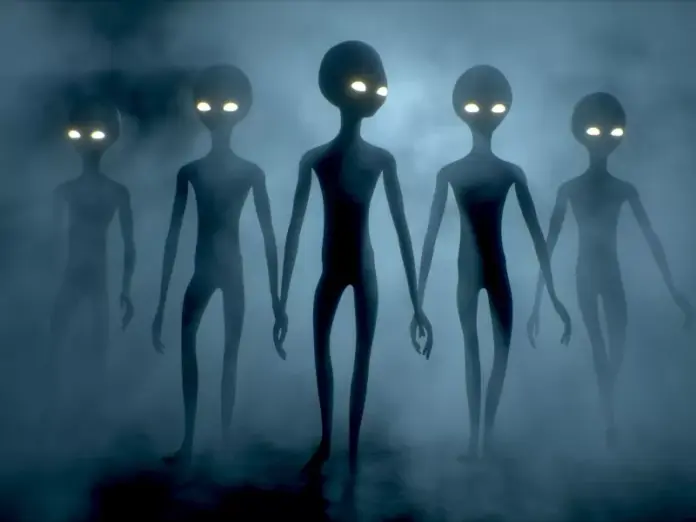 Shutterstock exogiinoi alien ufo.jpg