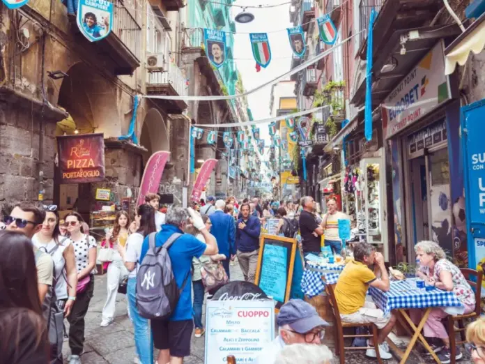 Shutterstock naples.jpg
