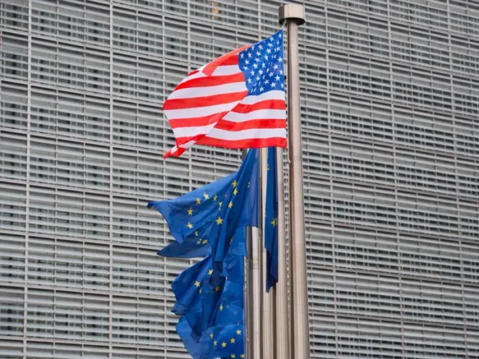 Us eu flag eu photo gy3xcoewaai5fl4.jpg