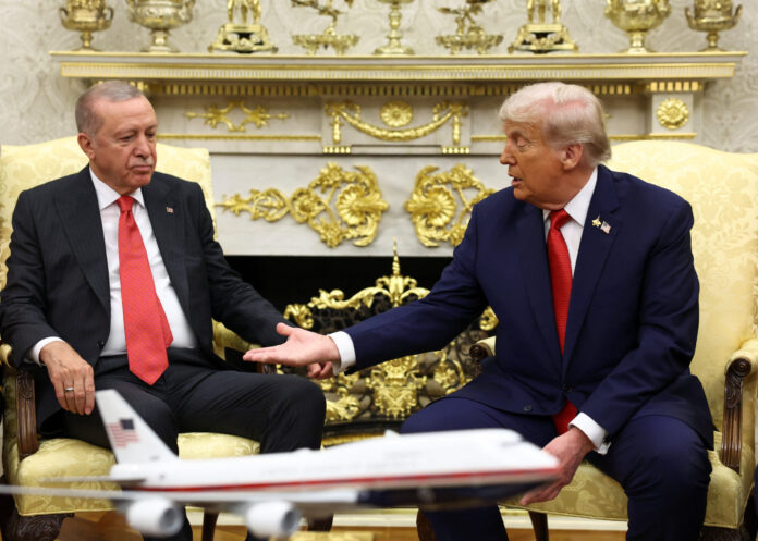 Turkey's president erdogan visits white house, in washington