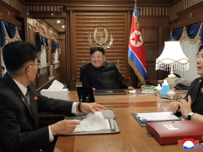 Kim treno ap.jpg