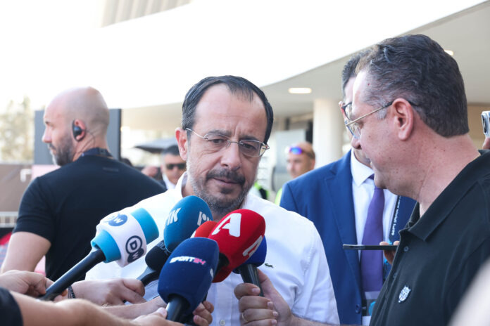 Πρόεδρος της Δημοκρατίας – Αγώνας
