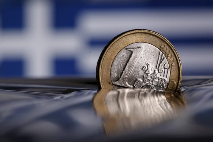Ellada oikonomia euro