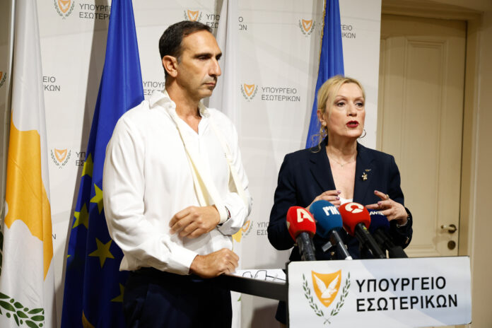 Υπουργός Εσωτερικών – Σύσκεψη με θ