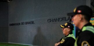 Βραζιλία: 18 νεκροί σε αστυνομική επιχείρηση κατά των ναρκωτικών στο Ρίο ντε Τζανέιρο Brazil 2 696x464