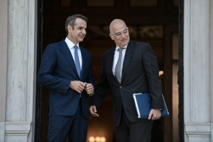 Dendias mitsotakis 1