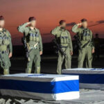 Ταυτοποιήθηκαν οι σοροί των δύο ομήρων που παρέδωσε η Χαμάς Omiroi israel