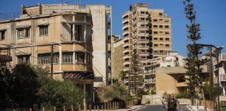 Αναβολή στην υπόθεση κτηματομεσίτριας που κατηγορείται για σφετερισμό ε/κ γης Sfeterismos