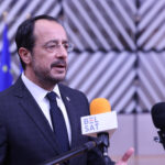 Πρόεδρος της Δημοκρατίας – Συνάντ