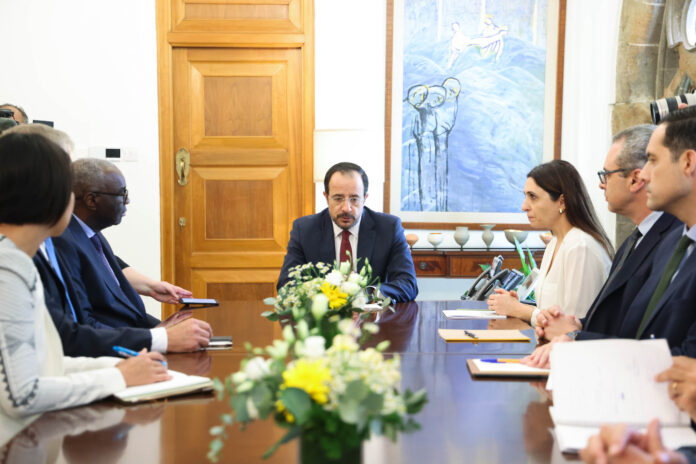 Πρόεδρος της Δημοκρατίας – Ειδικό Πρόεδρος της Δημοκρατίας – Ειδικό