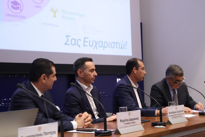 Υπουργός Υγείας – Υφυπουργός Έρευ