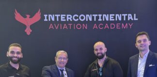 Η Intercontinental Aviation Academy και η Cyprus Airways Flying Academy Ενώνουν Δυνάμεις Signing (002)