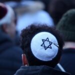 Δεν γνώριζε για την δενδροφύτευση της Εβραϊκής Κοινότητας ο Δήμος Λάρνακας – Οι δηλώσεις του Βύρα Ac4d263dc41e10026f8a6affea24399c1