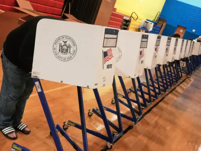 Ap25308423133999 2.jpg