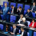 Δαπάνες €524 δις και νέο δανεισμό €98 δις ενέκρινε η Επιτροπή προϋπολογισμού της γερμανικής Βουλής Cache 500x500 9238372