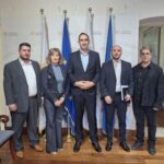 Cache 500x500 9419203 326771