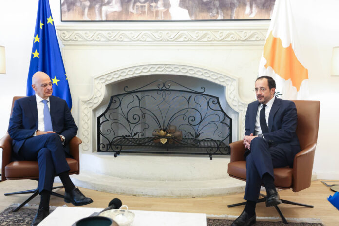 Πρόεδρος της Δημοκρατίας – Υπουργ