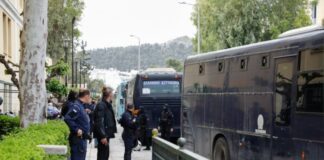 Δολοφονία Λυγγερίδη: Ξεκινά σήμερα η δίκη 147 κατηγορουμένων για τα επεισόδια στου Ρέντη Eisaggeleas2 696x473