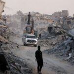 Οχήματα του Ερυθρού Σταυρού στη Γάζα Gaza