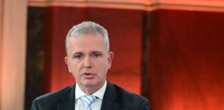 Υπό παραίτηση ο Γρηγόρης Σκλήκας μετά τον σάλο για τα λουκέτα στα ΕΛΤΑ Grigoris sklikas 696x464