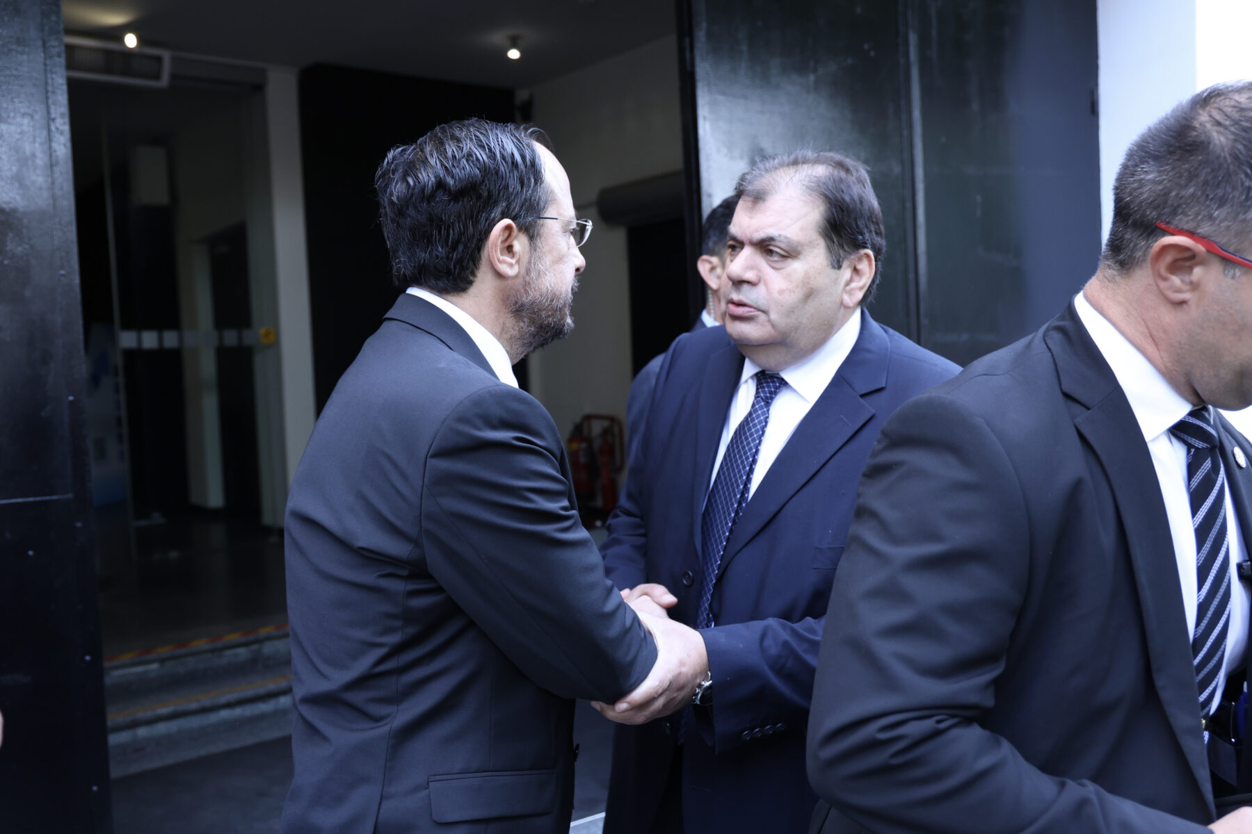 Πρόεδρος της Δημοκρατίας – 13ο Ενερ