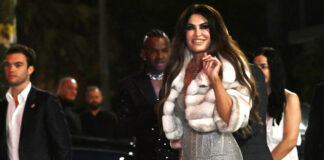 Αναζήτηση στο protothema.gr… Το πρώτο μήνυμα και το συρτάκι της Γκιλφόιλ στην Ελλάδα – Δείτε ποιους πολιτικούς και επιχειρηματίες κάλεσε στον Αργυρό Kimberly guilfoyle mak